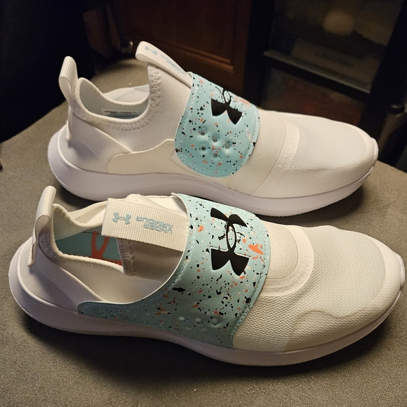 New without box Under Armour Runplay Running Shoes - Picture 5 of 6